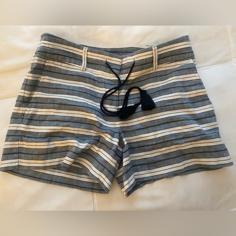 Nautical loft, shorts, size 0, never worn